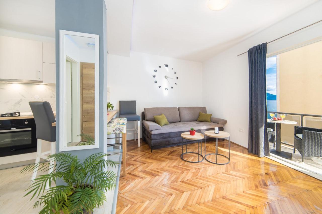 Apartments Mirna Center & Beach Gradac  Exterior foto