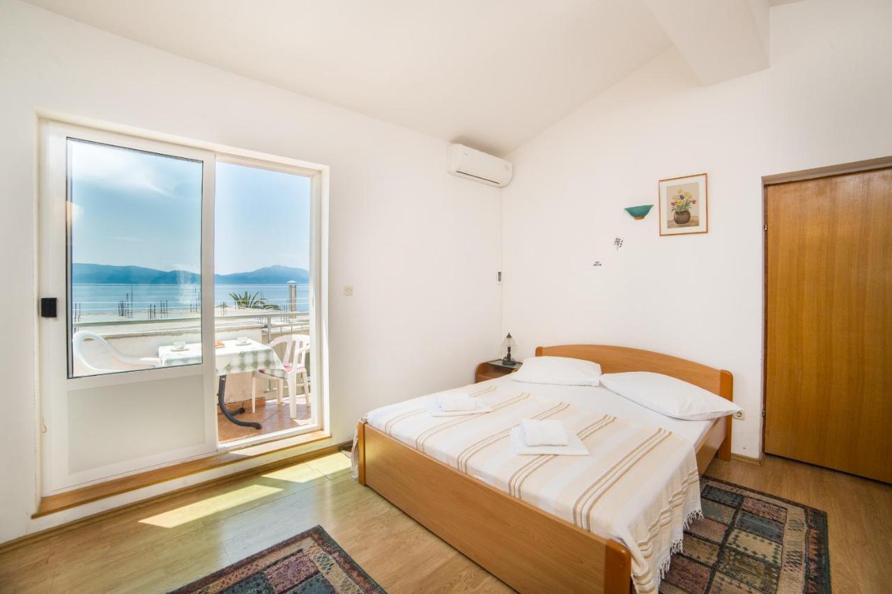 Apartments Mirna Center & Beach Gradac  Exterior foto