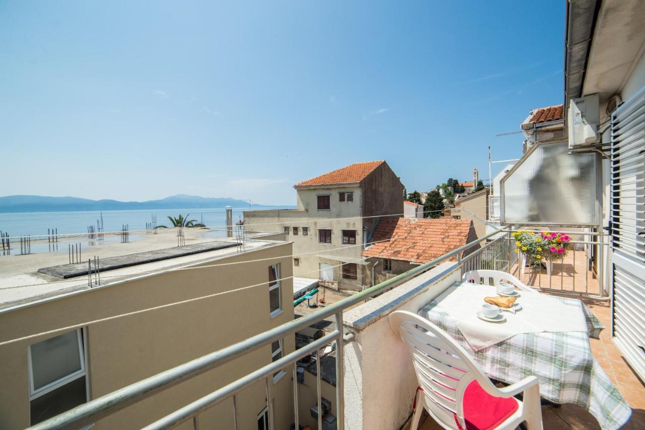 Apartments Mirna Center & Beach Gradac  Exterior foto