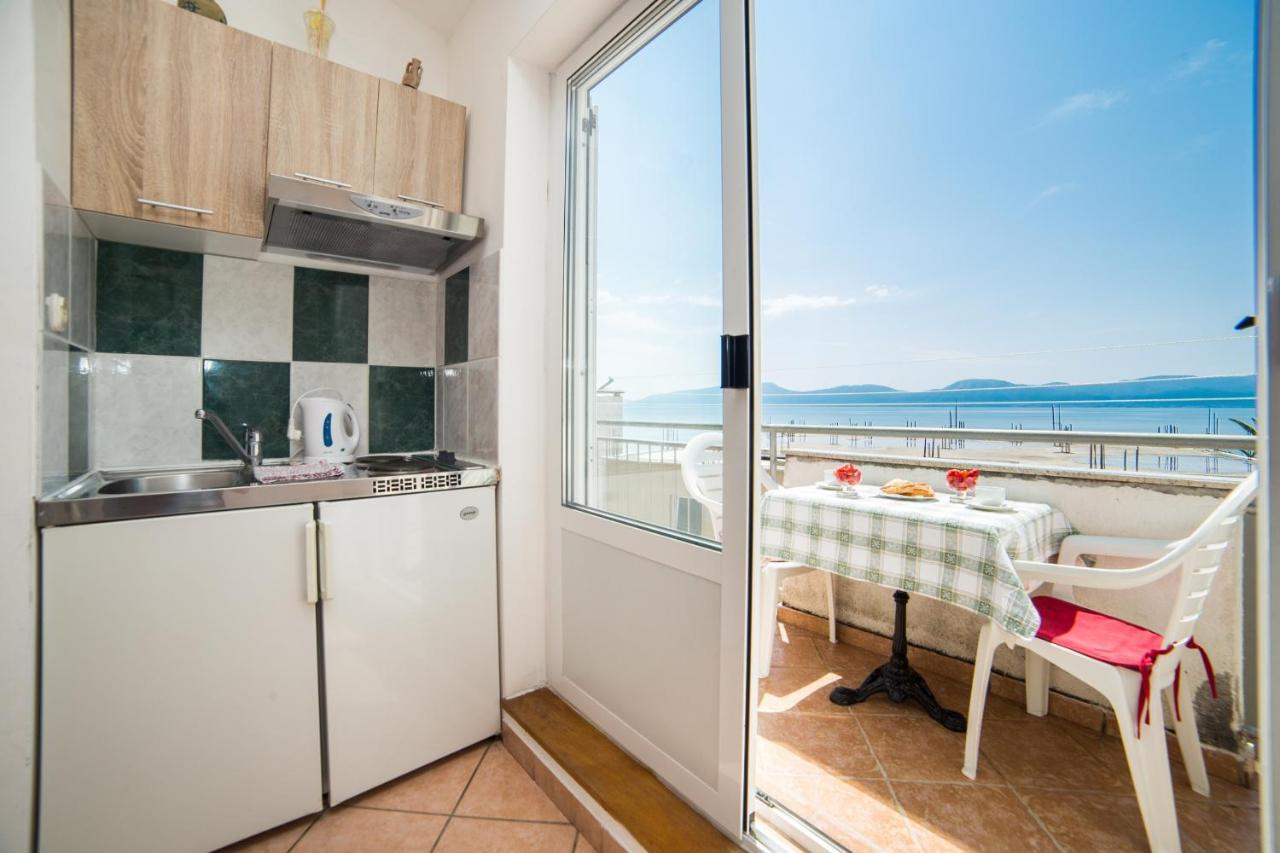 Apartments Mirna Center & Beach Gradac  Exterior foto