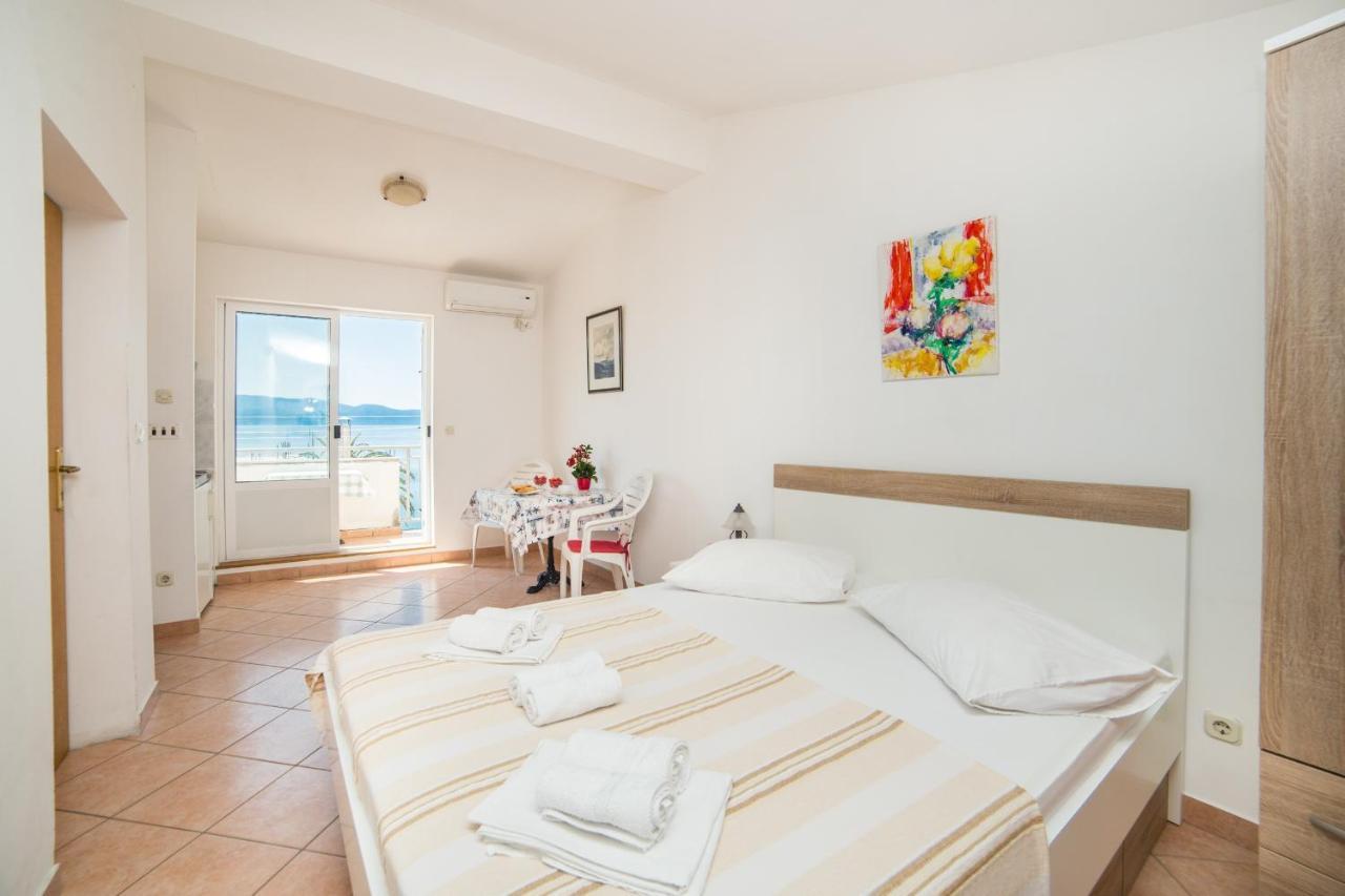 Apartments Mirna Center & Beach Gradac  Exterior foto