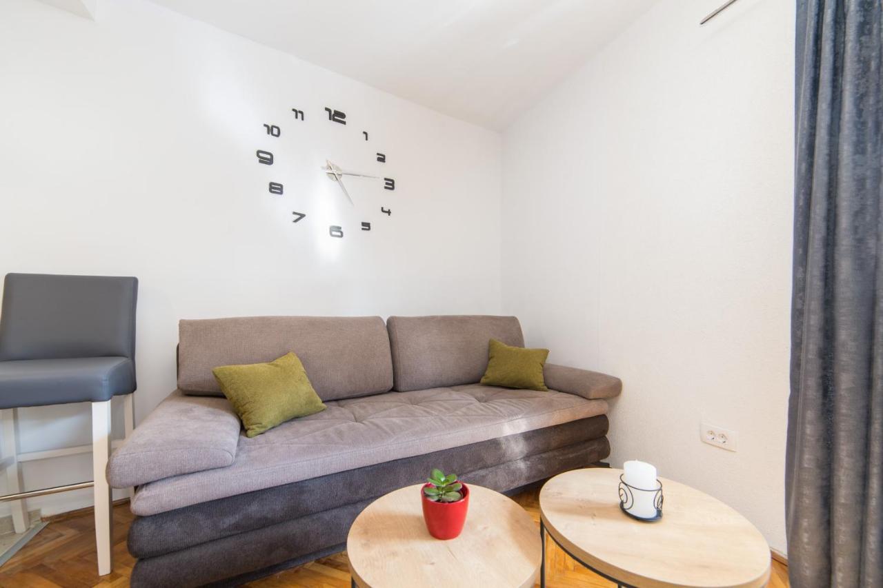 Apartments Mirna Center & Beach Gradac  Exterior foto